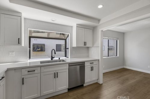 5408 Las Virgenes Rd, Calabasas, CA 91302-2614
