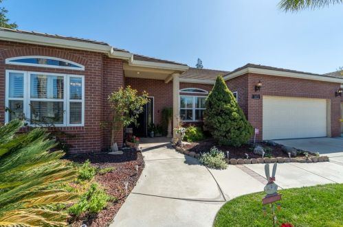 1022 Sea Breeze Dr, Ripon, CA 95366-9315