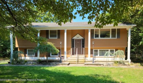 267 Grawtown Rd, Jackson Twp, NJ 08527-5108