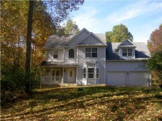 11 Alpine Ct, Lafayette, NJ 07848-3157