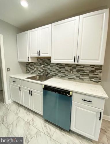 11605 Stoneview Sq, Herndon, VA 20191-2905