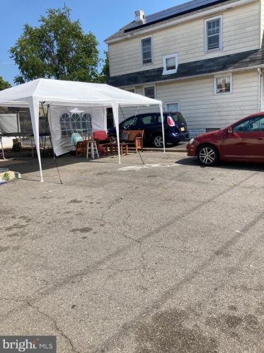 845 Lalor St, Trenton NJ  08610-6557 exterior