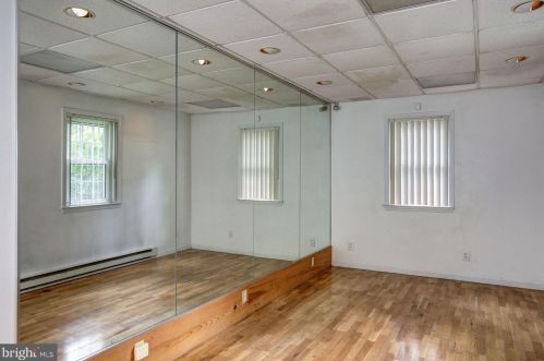 104 Treaty Elm Ln, Tavistock NJ 08033-3413 exterior