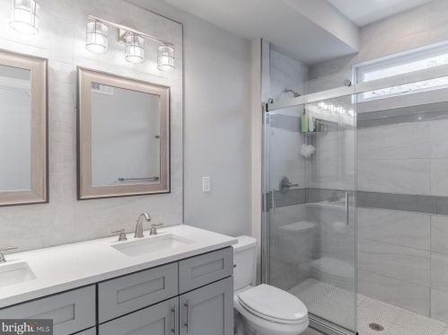 2131 10th St, Philadelphia PA 19148-5007 exterior