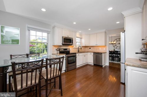 299 Maple Ave, Haddonfield NJ 08033-1436 exterior