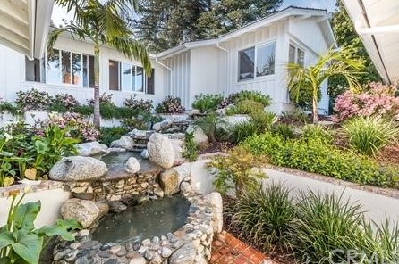 2 Outrider Rd, Palos Verdes Estates, CA 90274-5232