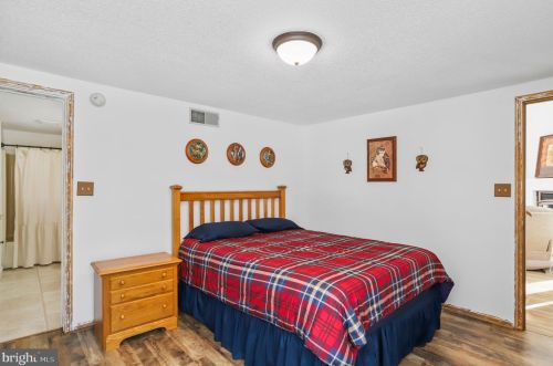 283 The Woods Rd, Hedgesville WV  25427-6886 exterior