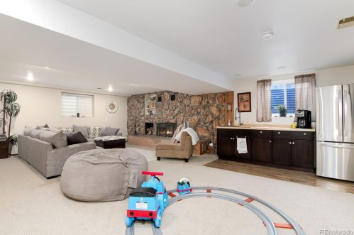 7766 Trenton Ct, Englewood CO  80112-2636 exterior