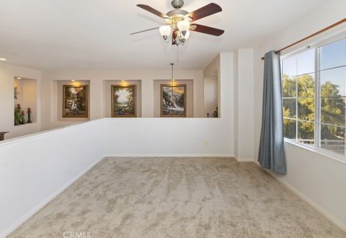 18477 Hollowtree Ln, Riverside CA  92504-9467 exterior