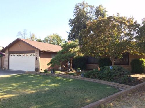 3152 Cindy Ave, Clovis, CA 93612-4916