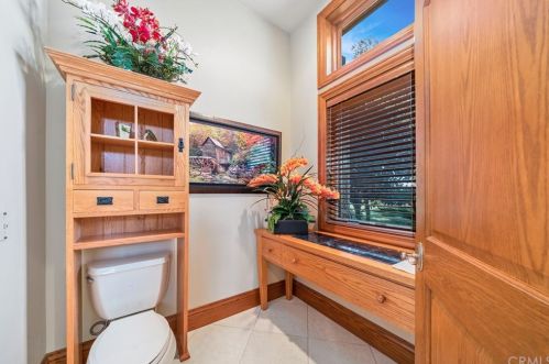 1559 Heather Ln, Riverside CA exterior