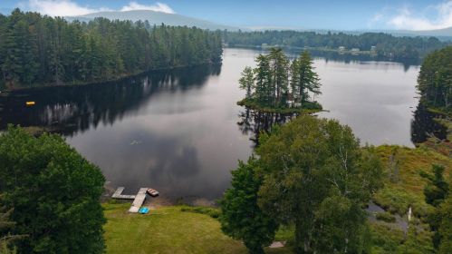 40-41 Girard Dr, Carroll, NH 03598-3081