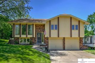 2712 Columbus Ave, Bellevue, NE 68005-4112