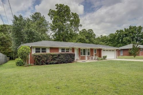 150 Clifford St, Loganville, GA 30052-3293