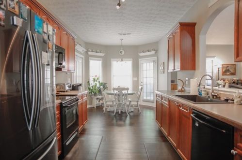 122 Laurel Oaks Ln, Jefferson GA  30549-5554 exterior