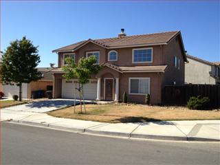 227 Ledesma St, Soledad, CA 93960-3633