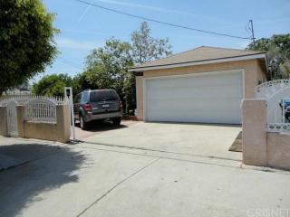 10481 Remick Ave, Los Angeles, CA 91331-3549