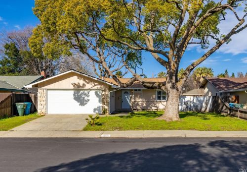 1217 Alderwood Way, Vacaville, CA 95687-5609