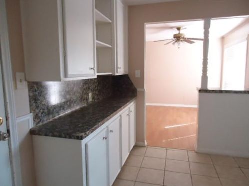 1310 Bellgrove Dr, Taylor Lake Village TX  77586-6058 exterior