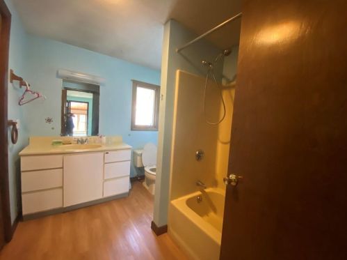 23 Bradford Rd, Westerly RI  02808-1428 exterior