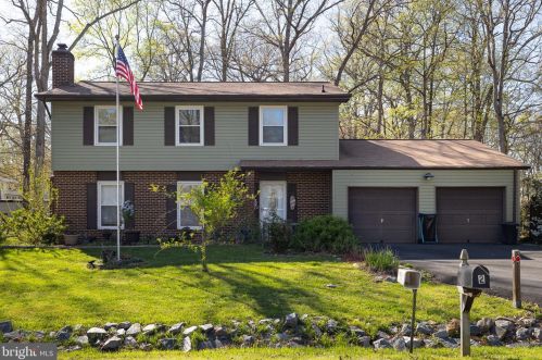 2 Webster Ct, Fredericksburg, VA 22407-6844