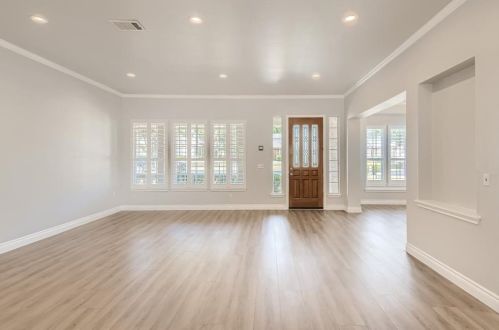 111 Crystal Springs Dr, Georgetown TX  78633-4502 exterior