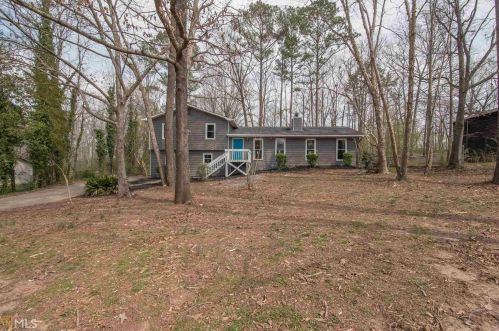 50 Hearthstone Dr, Newnan GA  30263-5629 exterior