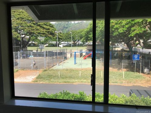 2318 Pauoa Rd, Honolulu HI  96813-1315 exterior