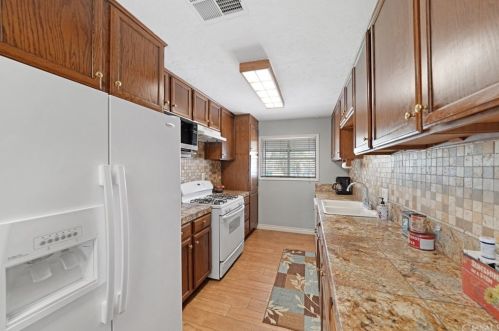 218 Wilken Way, Anaheim CA  92802-4841 exterior