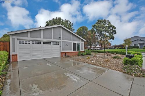 4192 Bristlecone Way, Livermore, CA 94551-7103