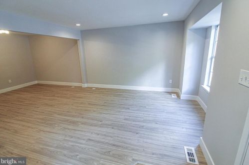 14212 Long Green Dr, Silver Spring MD 20906-2074 exterior