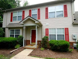 237 Hill Ln, Chesapeake, VA 23322-4230