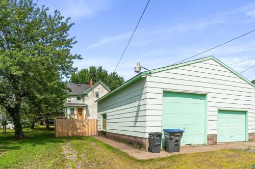 9242 Vinland St, Duluth MN  55810-1533 exterior