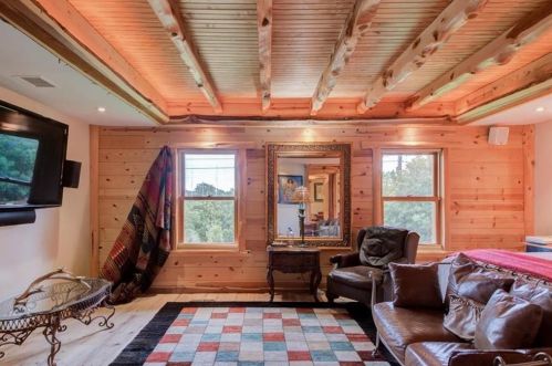 5808 Beacon Dr, Austin TX  78734-1416 exterior