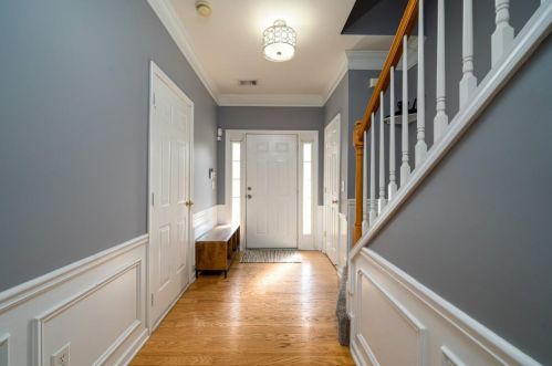 5106 Manerdale Dr, Atlanta GA  30339-0105 exterior