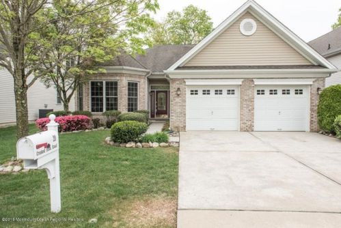 20 Crooked Stick Rd, Jackson Twp, NJ 08527-4035