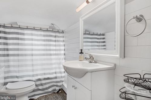 2195 Baltimore Pike, Hanover PA  17331-9610 exterior