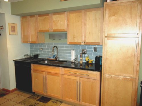 740 Gloucester Dr, Elk Grove Vlg, IL 60007-3318