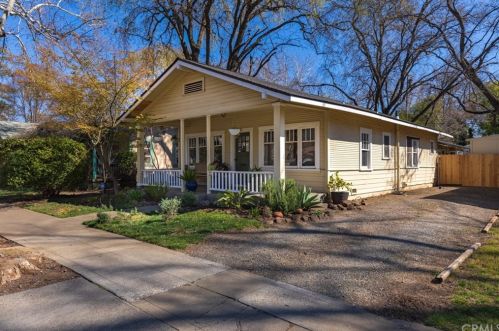 671 7th St, Chico, CA 95928-5646