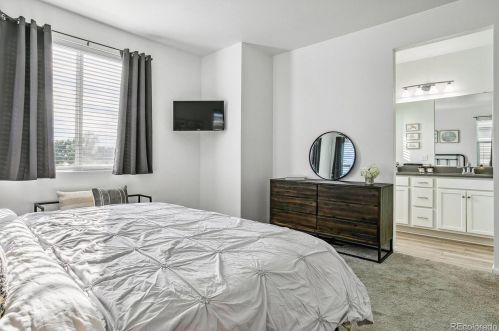 607 Richfield St, Denver CO  80017-2189 exterior