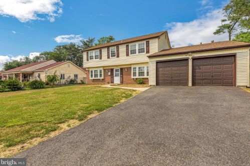 131 Toledo Ln, Willingboro, NJ 08046-3722
