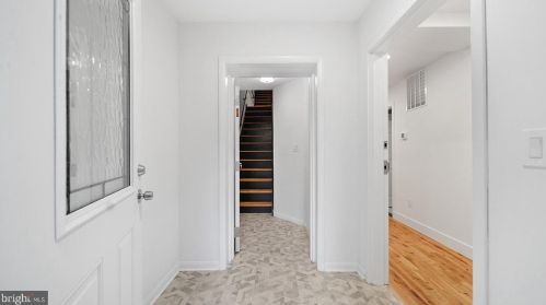 512 4 St, Philadelphia PA 19133-3105 exterior