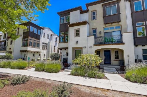 123 Fairchild Dr, Mountain View, CA 94043-2014