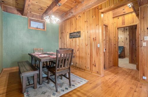 4895 Old Burnt Mtn Rd, Big Canoe GA  30143-2204 exterior