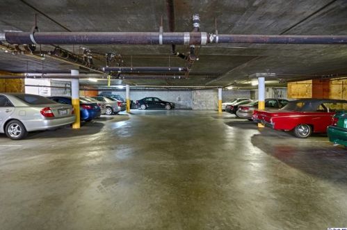 356 California Ave, Glendale CA  91203-2239 exterior