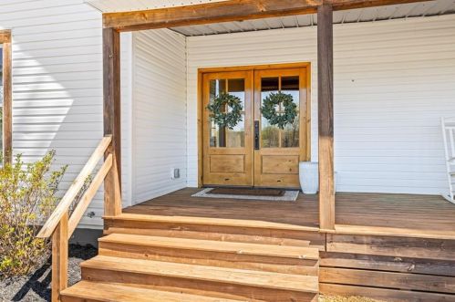 2445 Lyle Field Rd, Jefferson GA  30549-1943 exterior