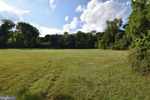 701 Rutt Rd, Bangor PA 18013-9602 exterior