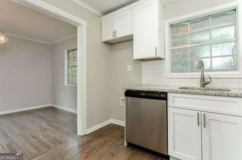 610 Alex Dr, Atlanta GA  30331-4350 exterior