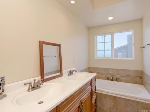 1926 Orange Ave, Anaheim CA  92804-3502 exterior