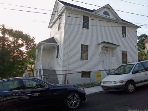 73 Orange St, Waterbury, CT 06704-4025